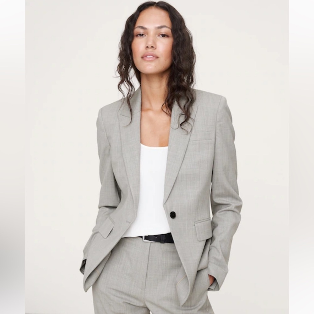 NWT Banana Republic Light Gray Blazer, Size 2